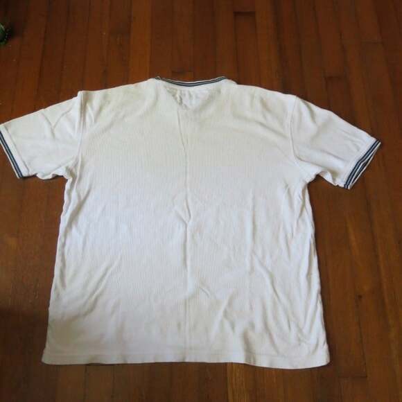 TOMMY HILFIGER V Neck Shirt Tennis Style Size L Men Short Sleeve Textured White - Picture 2 of 6
